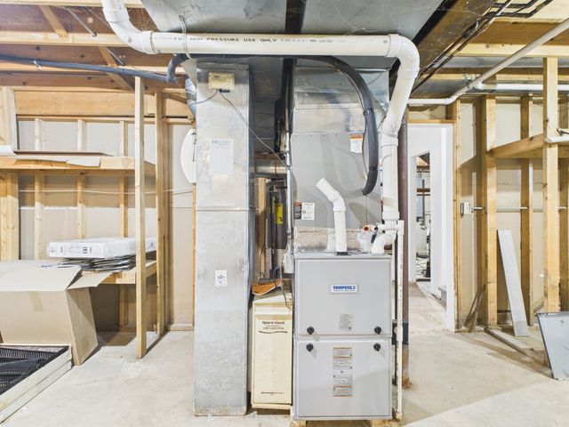 15840 Overlook Lane, Huntley, IL 60142