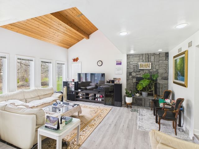 15840 Overlook Lane, Huntley, IL 60142