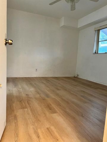 1650 NW 43rd Street, Oakland Park, FL 33309