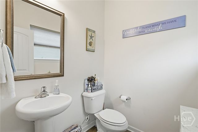 1067 Autumns Wood Circle E, Brunswick, GA 31524