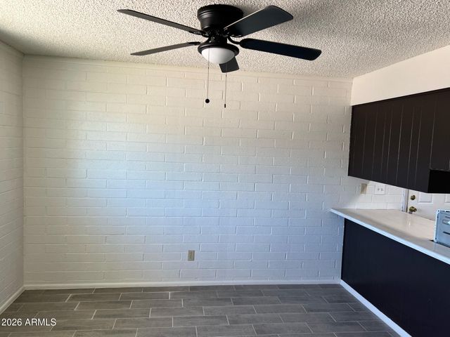 401 W GREENWICH Road, Kearny, AZ 85137