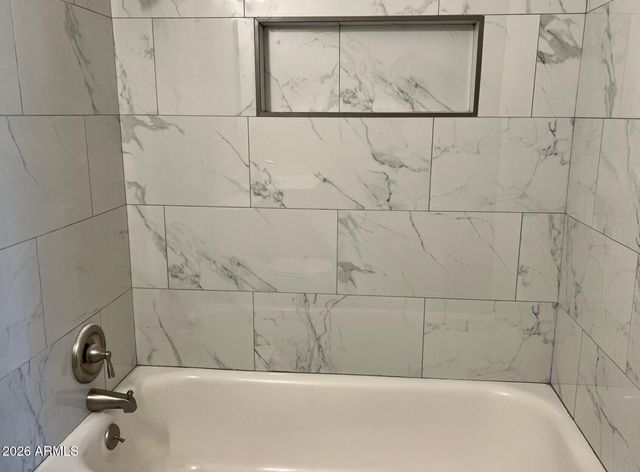 401 W GREENWICH Road, Kearny, AZ 85137