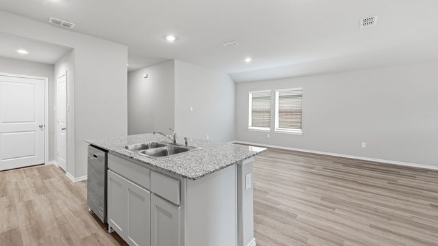 1912 CHEROKEE Lane, Cleburne, TX 76033