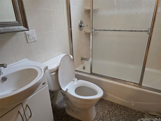 147-30 Cherry Avenue 1, Flushing, NY 11355