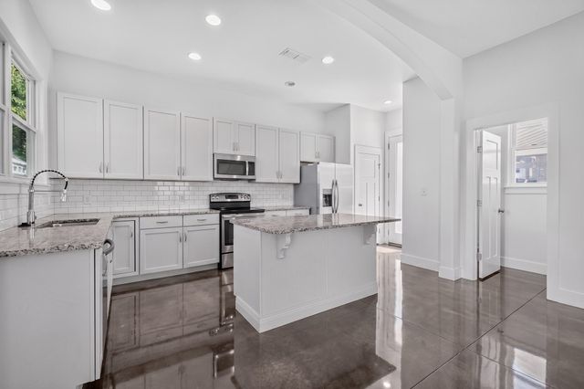 617 Eastboro Dr, Nashville, TN 37209