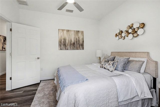 1727 NE 12th TER, Cape Coral, FL 33909