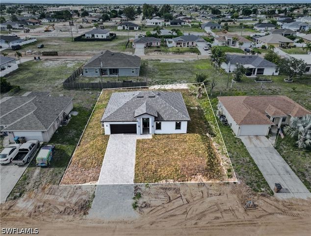 1727 NE 12th TER, Cape Coral, FL 33909