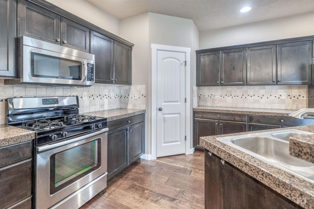 4470 S Axiom Ave, Boise, ID 83716