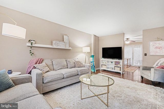 519 LEXINGTON AVE, Mechanicsburg, PA 17055