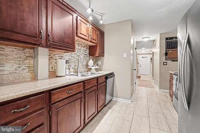 519 LEXINGTON AVE, Mechanicsburg, PA 17055