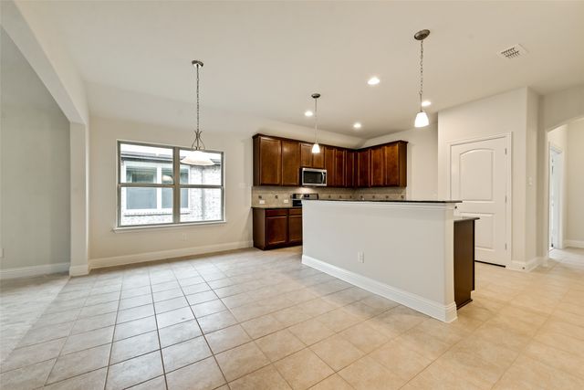 816 Bird Creek Drive, Little Elm, TX 75068