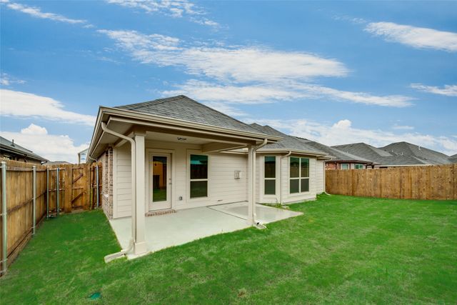 816 Bird Creek Drive, Little Elm, TX 75068