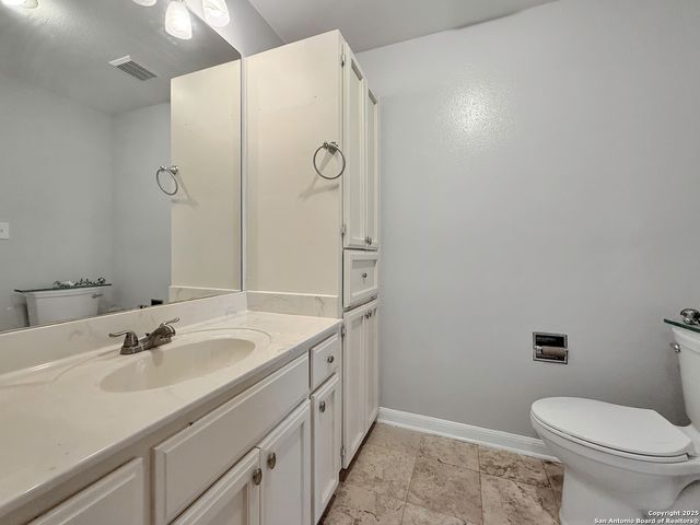 201 W Craig Pl Apt B, San Antonio, TX 78212