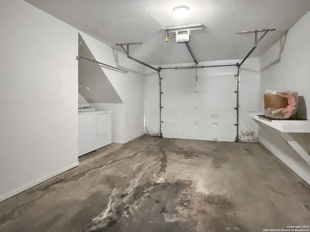 201 W Craig Pl Apt B, San Antonio, TX 78212