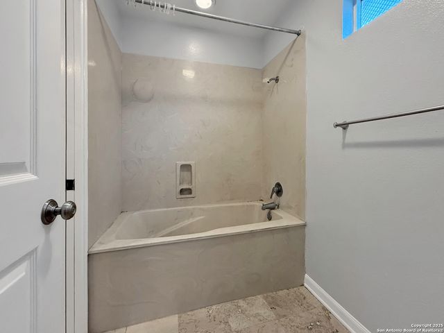201 W Craig Pl Apt B, San Antonio, TX 78212