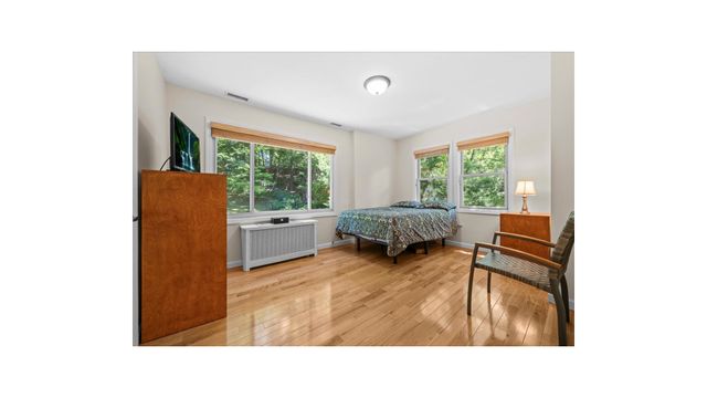5600 MOSHOLU Avenue, New York City, NY 10471