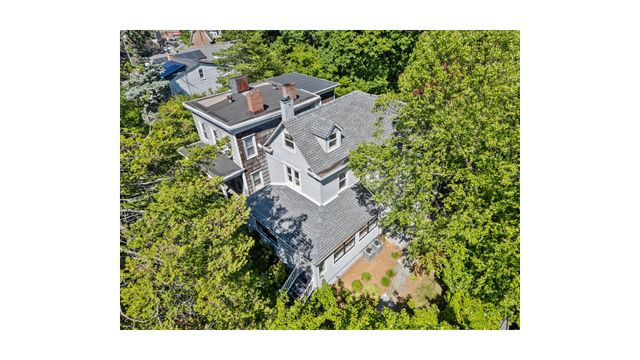 5600 MOSHOLU Avenue, New York City, NY 10471