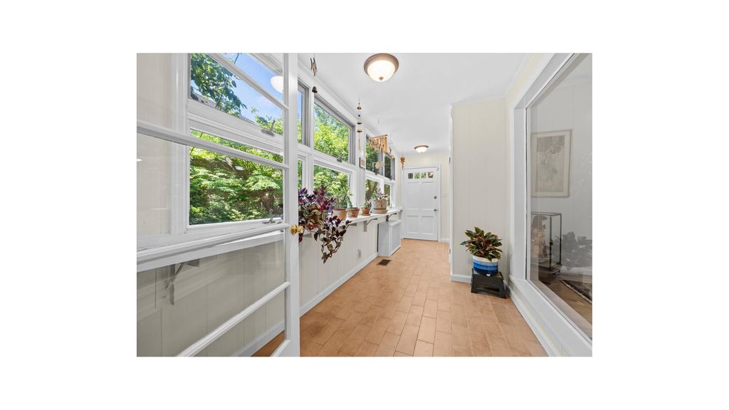 5600 MOSHOLU Avenue, New York City, NY 10471