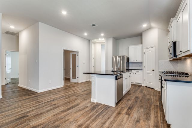1024 Embers Lane, Denton, TX 76201