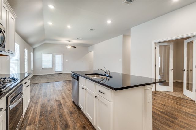 1024 Embers Lane, Denton, TX 76201