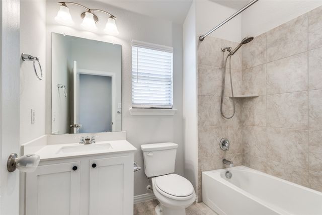 1024 Embers Lane, Denton, TX 76201