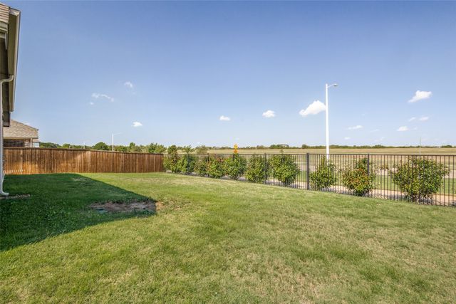 1024 Embers Lane, Denton, TX 76201