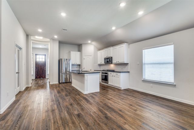 1024 Embers Lane, Denton, TX 76201