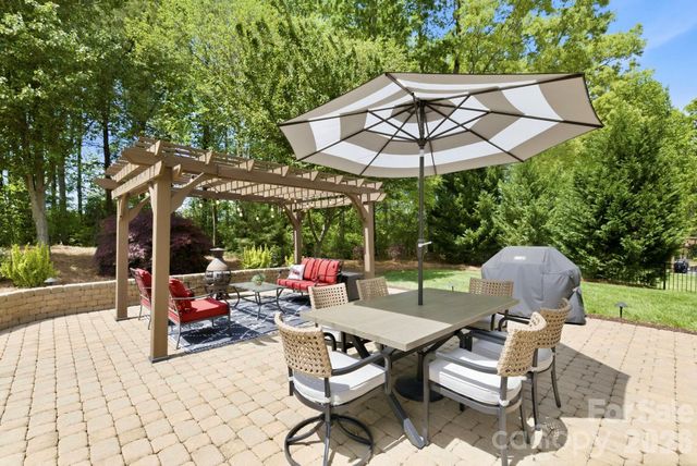 26211 Camden Woods Drive, Fort Mill, SC 29707