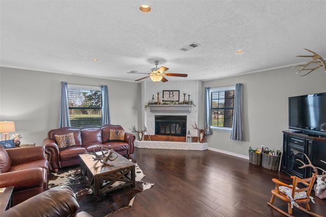 9269 Wheelock Hall Road, Bryan, TX 77859