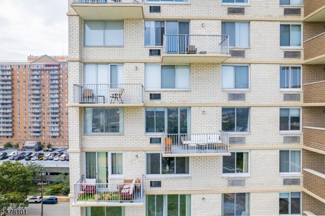 160 Overlook Ave 11C, Hackensack City, NJ 07601