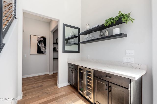 1555 E OCOTILLO Road 9, Phoenix, AZ 85014