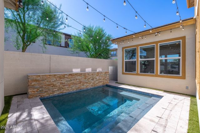 1555 E OCOTILLO Road 9, Phoenix, AZ 85014