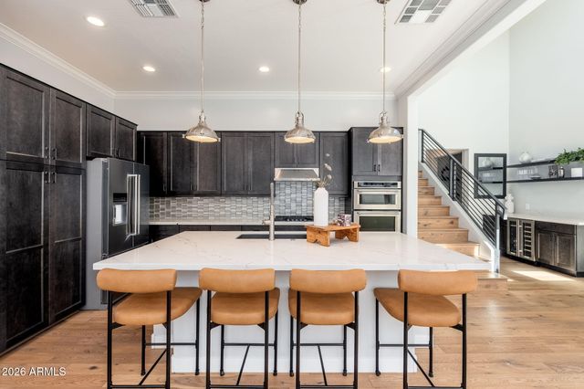 1555 E OCOTILLO Road 9, Phoenix, AZ 85014