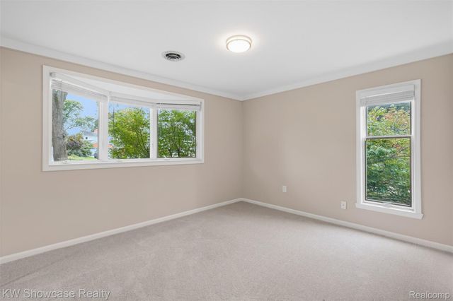2152 Shankin Drive, Wolverine Lake Village, MI 48390