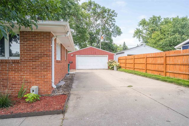 1310 SW Ordnance Road, Ankeny, IA 50023