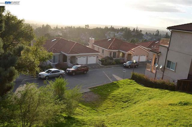 4320 Terrabella Way, Oakland, CA 94619