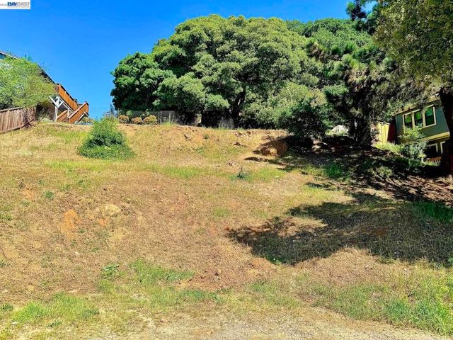 4320 Terrabella Way, Oakland, CA 94619