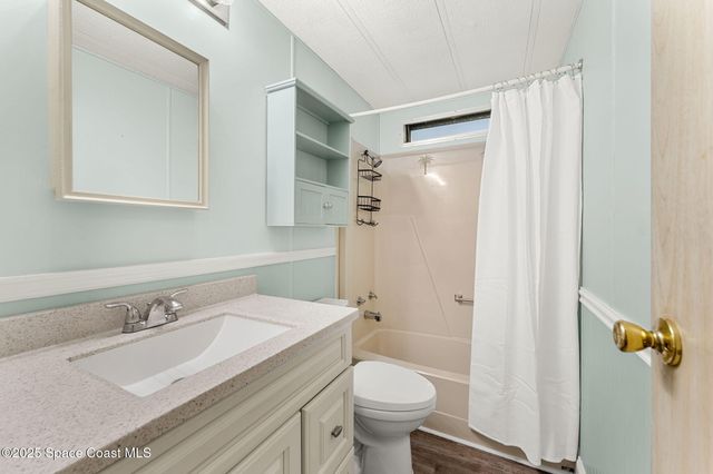 1885 Mango Street NE, Palm Bay, FL 32905