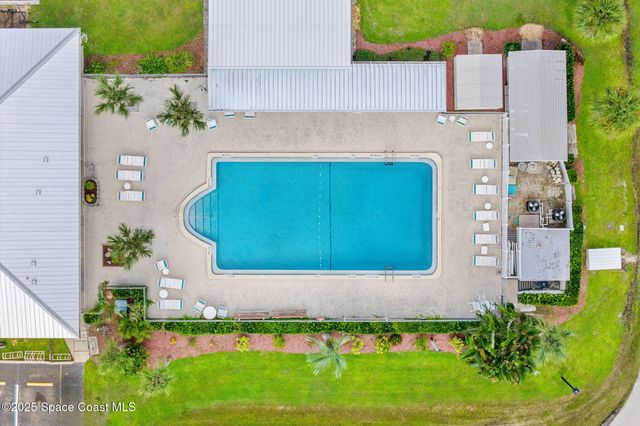 1885 Mango Street NE, Palm Bay, FL 32905