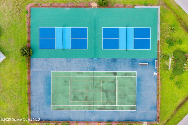 1885 Mango Street NE, Palm Bay, FL 32905