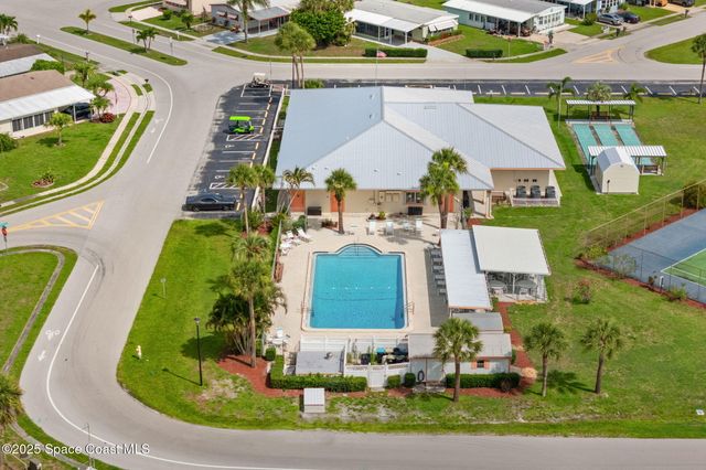 1885 Mango Street NE, Palm Bay, FL 32905