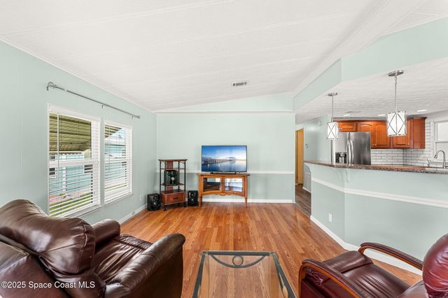 1885 Mango Street NE, Palm Bay, FL 32905