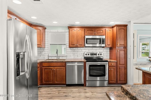 1885 Mango Street NE, Palm Bay, FL 32905