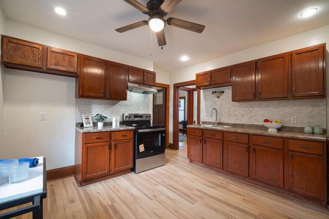 3335 W Lapham STREET, Milwaukee, WI 53215