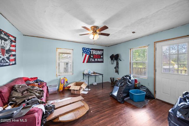 4700 Oakley Road, Stokes, NC 27884