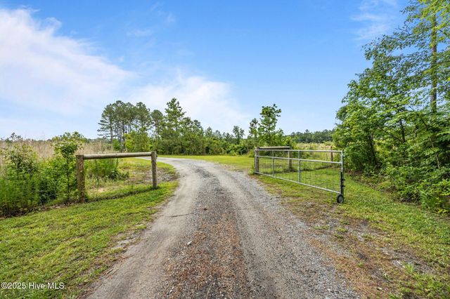 4700 Oakley Road, Stokes, NC 27884