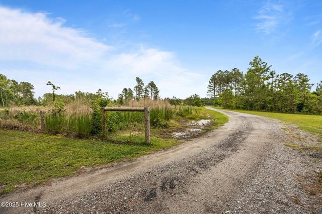 4700 Oakley Road, Stokes, NC 27884