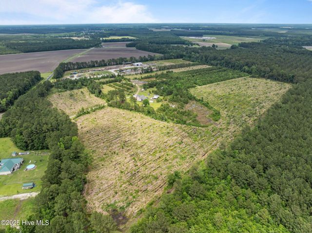 4700 Oakley Road, Stokes, NC 27884