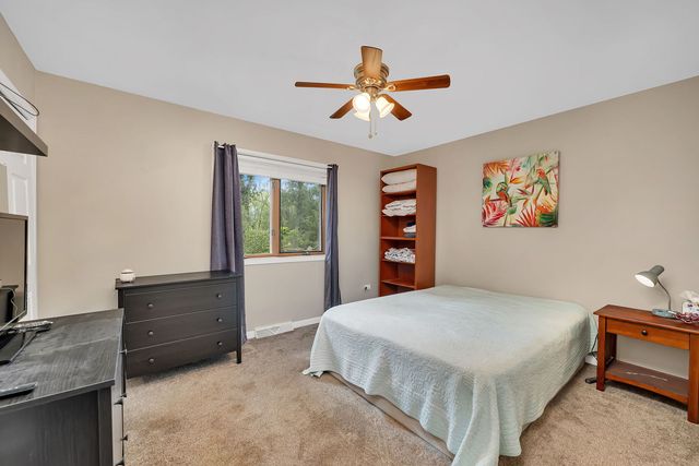 21400 Lisa Lane, Steger, IL 60475