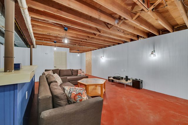 21400 Lisa Lane, Steger, IL 60475